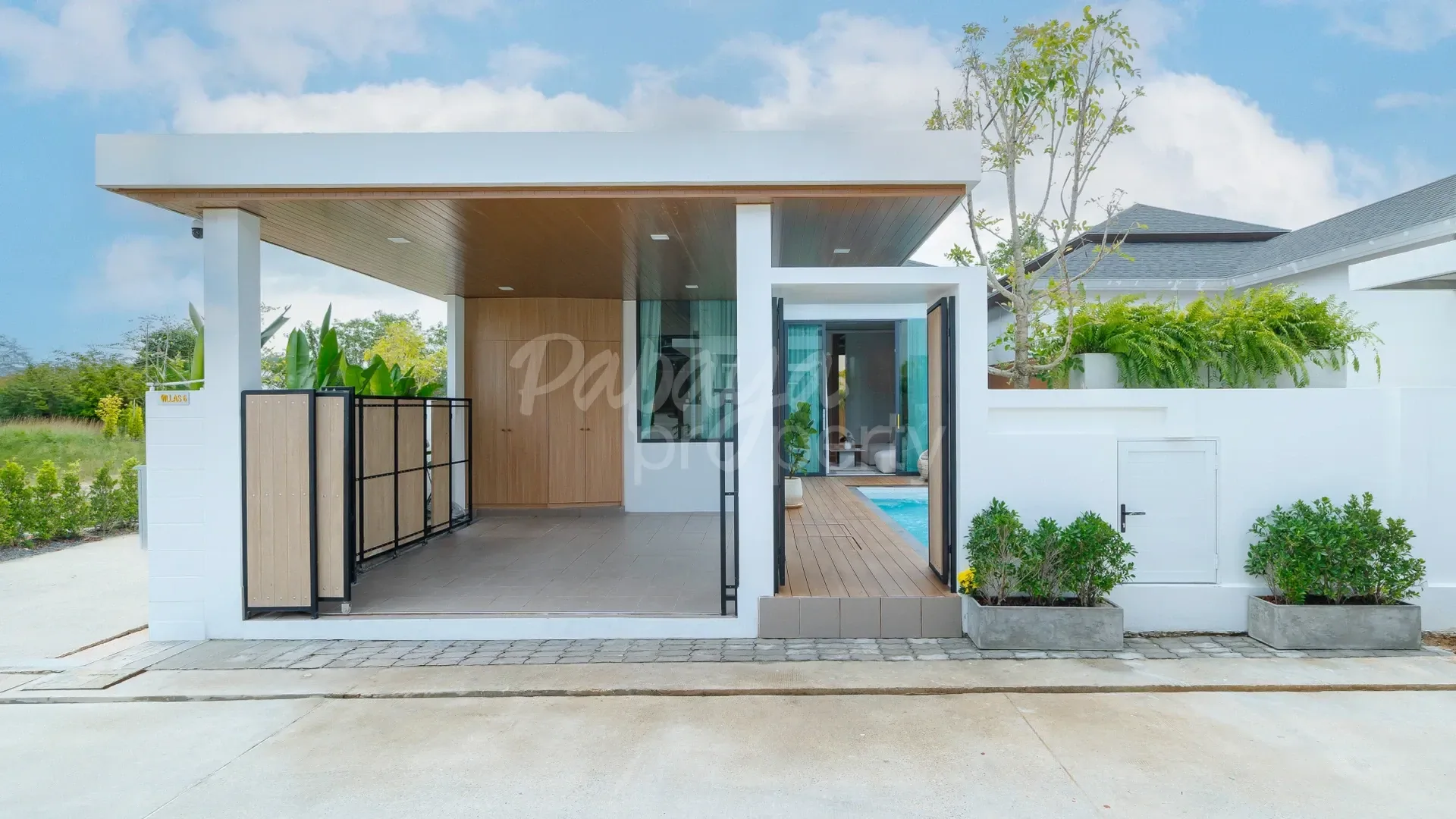 Narinsaya Pool Villas
