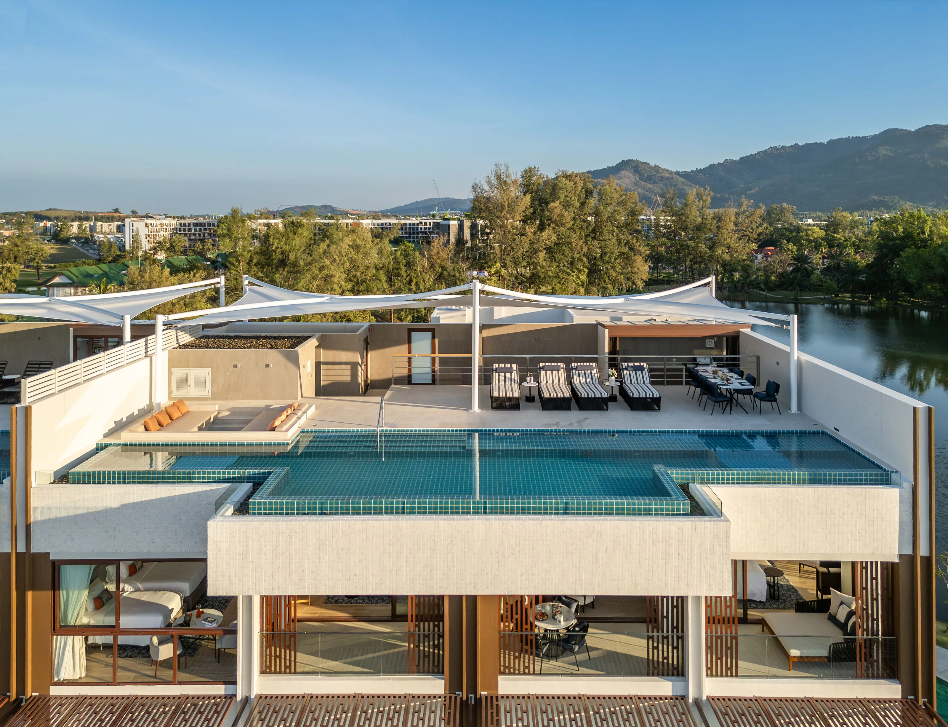 2BR Penthouse [Angsana Oceanview Residences]